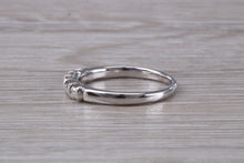 Load image into Gallery viewer, Beautiful 5 Diamond Bar set Eternity Ring