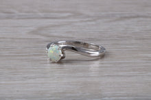 Load image into Gallery viewer, Round shape Opal set White Gold Ring