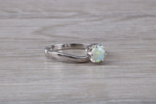 Load image into Gallery viewer, Round shape Opal set White Gold Ring