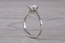 Load image into Gallery viewer, One carat Platinum Diamond Solitaire, set in six Claw Ring, Simple and Elegant Solitaire