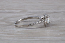 Load image into Gallery viewer, One carat Diamond set Platinum Bridal Rings