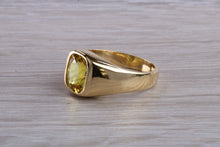 Load image into Gallery viewer, 3.50 carat Natural Yellow Sapphire Gents 18ct Yellow Gold Ring