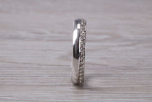 Load image into Gallery viewer, Chunky 4 mm Wide Full Circle set Diamond Band