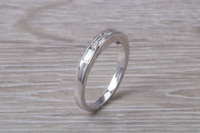 Load image into Gallery viewer, Traditional Half carat Baguette and Round cut Diamond Band