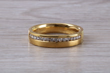 Load image into Gallery viewer, Beautiful Diamond set 18ct Yellow Gold Band