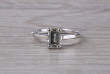 Load image into Gallery viewer, 1.25 carat Emerald Cut Diamond set Platinum Solitaire