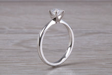 Load image into Gallery viewer, 0.73 carat Certified Natural Diamond set Classic Platinum Solitaire