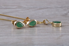 Load image into Gallery viewer, Pear Drop cut Emerald Earrings with Matching Necklace