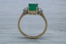 Load image into Gallery viewer, Emerald and Diamond Trilogy set Yellow Gold Ring
