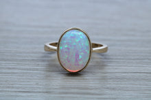 Load image into Gallery viewer, Very Fiery and Sparkly Opal set Yellow Gold Ring
