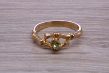 Load image into Gallery viewer, Tree Twig Designed Peridot set Yellow Gold Ring