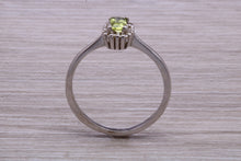 Load image into Gallery viewer, Peridot and Diamond Gemstone set Cluster Ring
