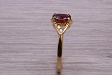 Load image into Gallery viewer, Garnet and Diamond Gemstone set Gold Ring