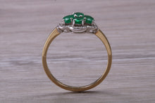 Load image into Gallery viewer, Emerald and Diamond set Yellow Gold Ring