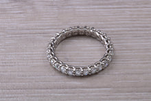 Load image into Gallery viewer, Stunning One carat Full Circle set Platinum Diamond Band