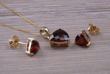 Load image into Gallery viewer, Trillion cut Garnet Earrings and Matching Necklace set in Yellow Gold