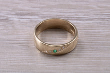 Load image into Gallery viewer, Diamond and Emerald set Chunky 6mm Wide Band