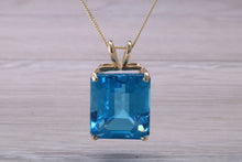 Load image into Gallery viewer, 15ct Large Blue Topaz set Yellow Gold Solitaire Necklace