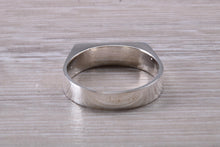 Load image into Gallery viewer, Diamond set Unisex Signet Ring