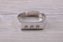 Load image into Gallery viewer, Diamond set Unisex Signet Ring