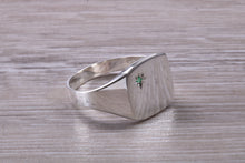 Load image into Gallery viewer, Round cut Emerald set Signet Ring