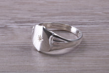 Load image into Gallery viewer, Natural Diamond set Signet Ring
