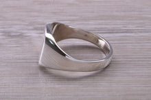 Load image into Gallery viewer, Chunky Round cut Diamond set Signet Ring