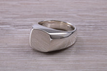 Load image into Gallery viewer, Gents Very Heavy and Chunky Signet Ring, Very Weighty Feel