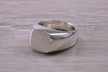 Load image into Gallery viewer, Gents Very Heavy and Chunky Signet Ring, Very Weighty Feel
