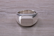 Load image into Gallery viewer, Gents Very Heavy and Chunky Signet Ring, Very Weighty Feel