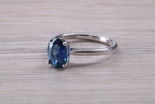 Load image into Gallery viewer, Oval cut Royal Blue Sapphire Platinum Solitaire