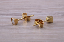 Load image into Gallery viewer, Simple Princess cut Diamond set 18ct Yellow Gold Solitaire Stud Earrings