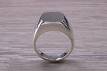 Load image into Gallery viewer, Gents Very Heavy and Chunky Signet Ring, Very Weighty Feel