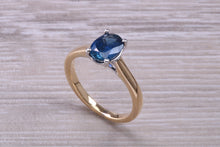 Load image into Gallery viewer, Stunning 1.50 carat Oval cut Royal Blue Sapphire Solitaire