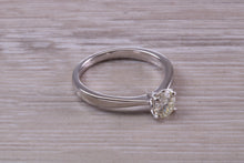 Load image into Gallery viewer, Half carat Round Cut Diamond set Platinum Solitaire