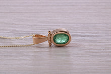 Load image into Gallery viewer, Beautiful One carat Oval cut Emerald Yellow Gold Necklace