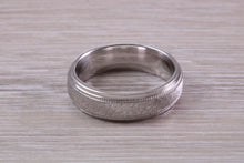 Load image into Gallery viewer, Gents 6 mm Wide Patterned White Gold Band