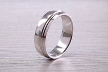 Load image into Gallery viewer, Gents 6 mm Wide Patterned White Gold Band