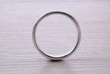 Load image into Gallery viewer, Gents 6 mm Wide Patterned White Gold Band