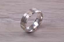 Load image into Gallery viewer, Very Chunky Gents 7 mm Wide White Gold Band