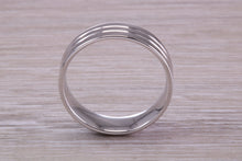 Load image into Gallery viewer, Gents 6 mm Wide Patterned White Gold Band