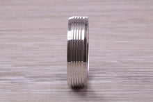 Load image into Gallery viewer, Gents 6 mm Wide Patterned White Gold Band