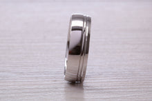 Load image into Gallery viewer, Gents 6 mm Wide Patterned White Gold Band