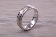Load image into Gallery viewer, Gents 6 mm Wide Patterned White Gold Band