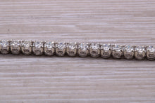 Load image into Gallery viewer, Beautiful 4.50 carat Diamond set White Gold Tennis Bracelet