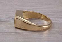 Load image into Gallery viewer, 4 carat Certified Natural Yellow Sapphire set Gents 18ct Yellow Gold Ring