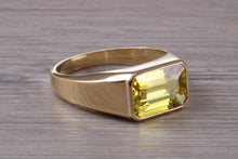 Load image into Gallery viewer, 4 carat Certified Natural Yellow Sapphire set Gents 18ct Yellow Gold Ring