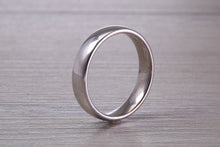 Load image into Gallery viewer, Platinum 5 mm wide Wedding Band, British Hallmarked