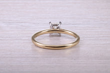 Load image into Gallery viewer, 0.61ct Square Princess Cut Diamond set in this Classic 18ct Yellow Gold Solitaire