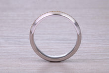 Load image into Gallery viewer, 4 mm Wide 18ct White and Yellow Gold Wedding Band